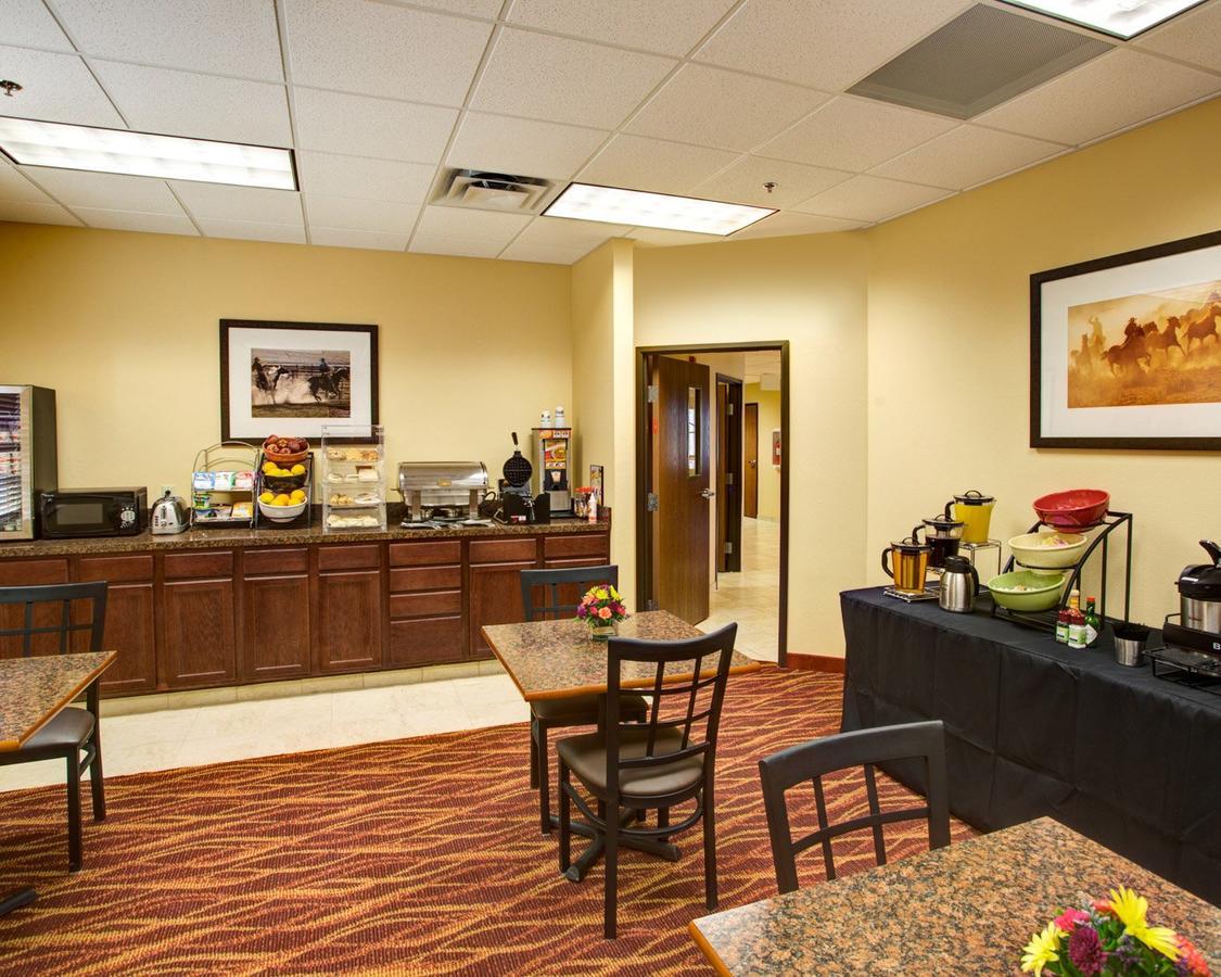 Rodeway Inn & Suites Phillipsburg Esterno foto