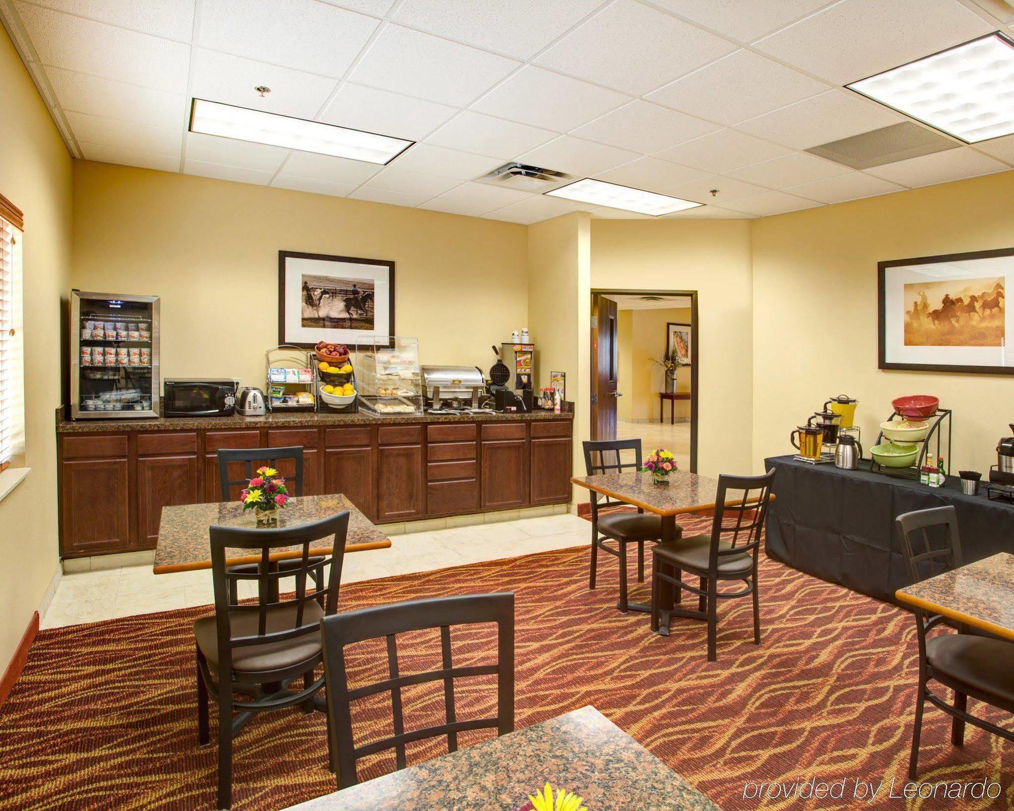 Rodeway Inn & Suites Phillipsburg Esterno foto